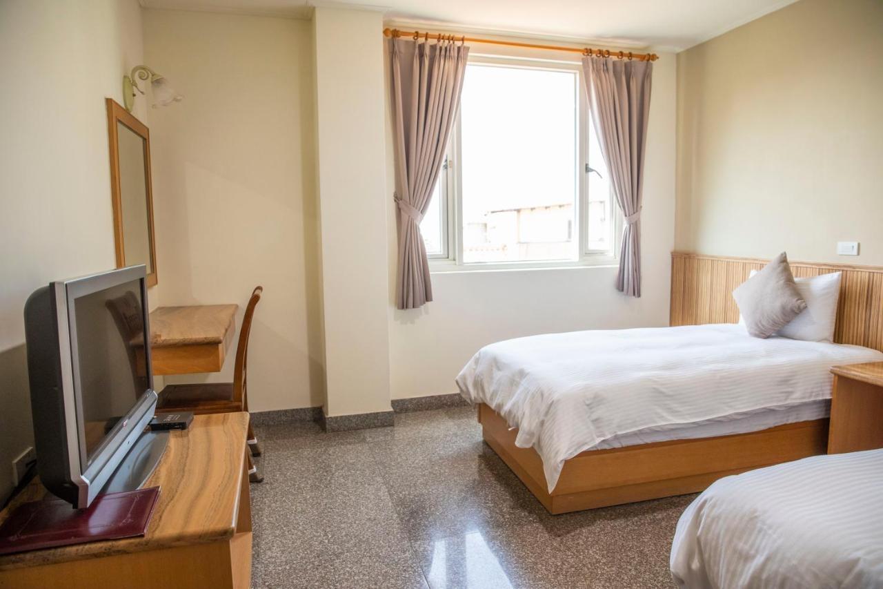 Holiday Hotel Нанган Экстерьер фото